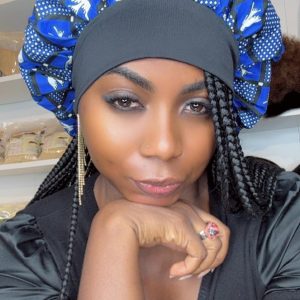 Bonnet Luili Pende élégant, mélange de tradition et de style africain moderne