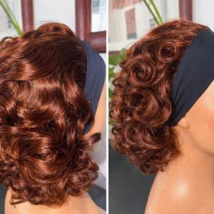 perruque bandeau couleur châtain cuivrée avec bouncy naturelles, offrant un rendu volumineux, souple et élégant. Sa coupe facile à porter une mise en place rapide et un look naturel quotidien